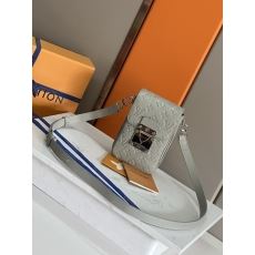 Mens Louis Vuitton Satchel Bags